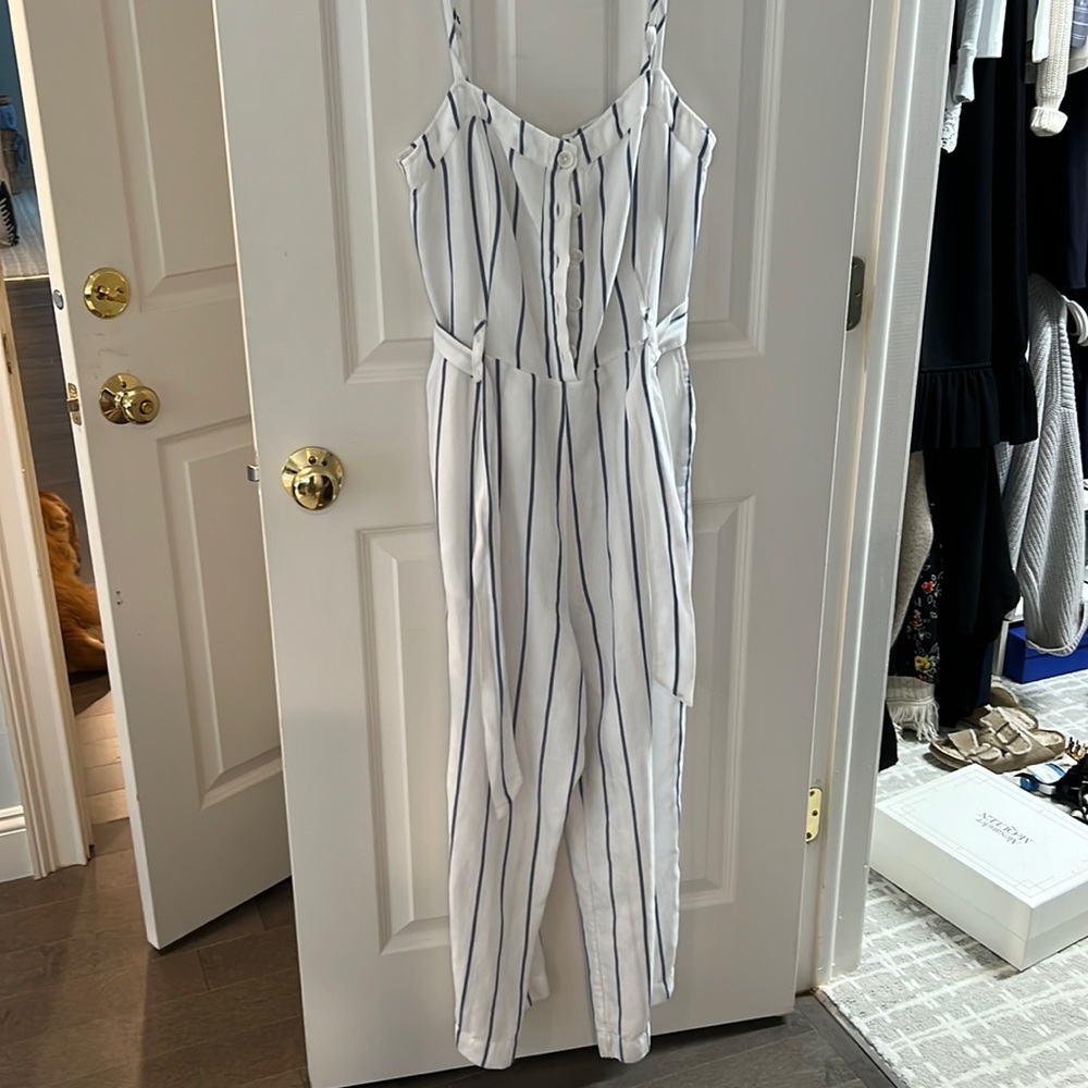 Rails cotton and linen jumpsuit size medium white with blue denim stripe